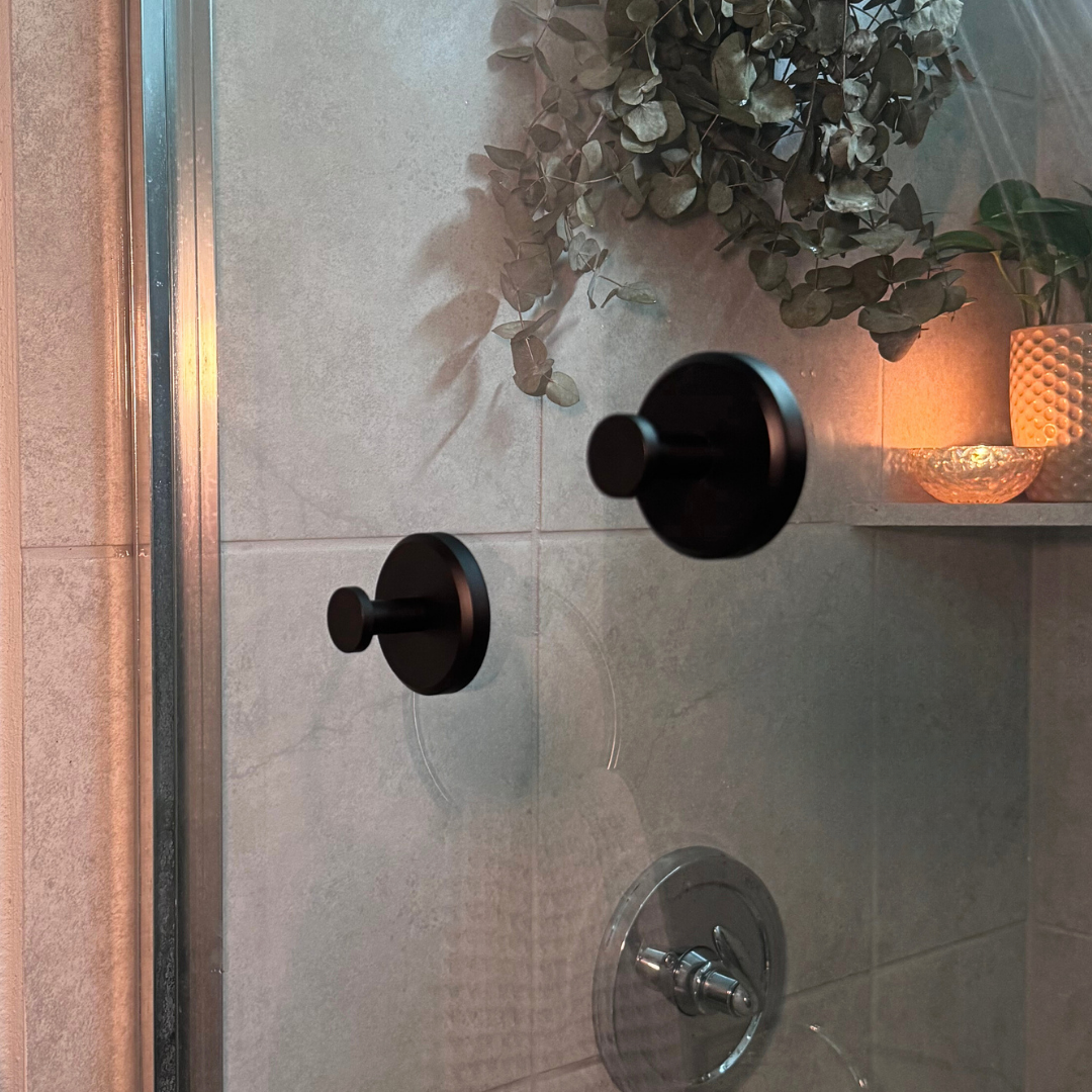 Erittäin tarttuva, uudelleen sijoitettava imukuppikoukku