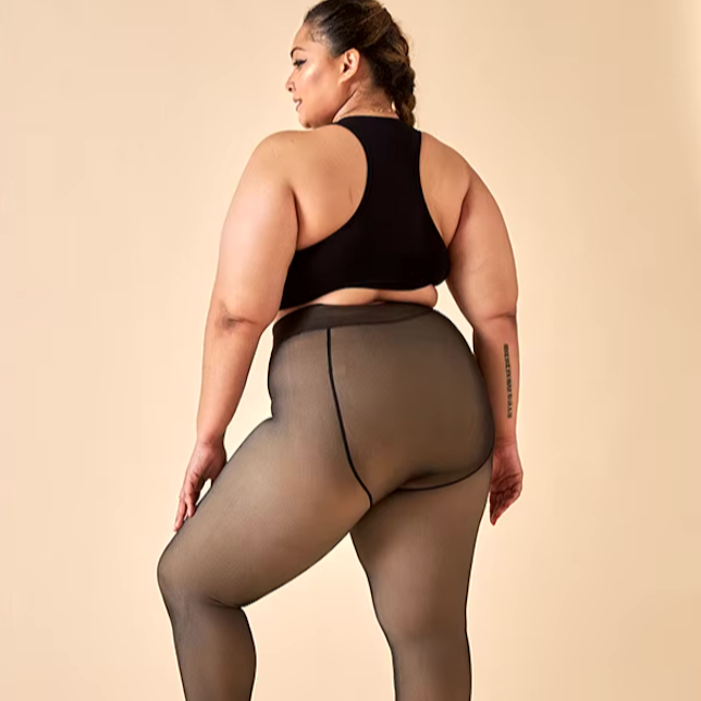 הגרביים השקופים